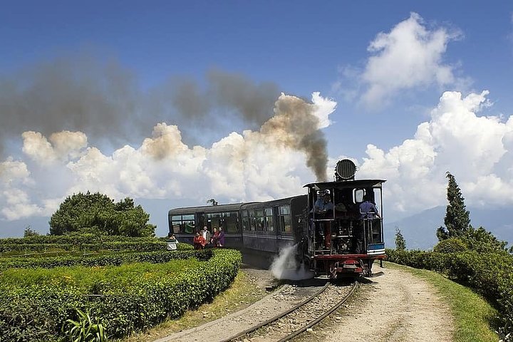 A Full Day Tour Of Darjeeling
