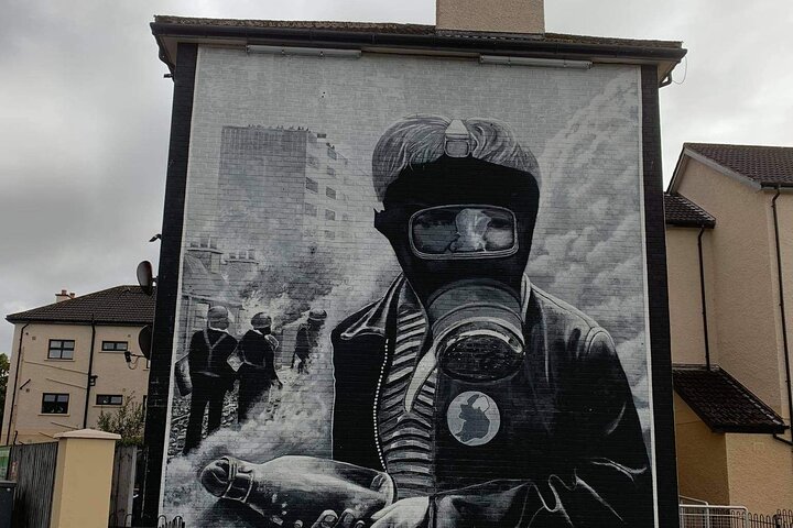 Private Guided Walking Tour in Derry City