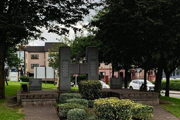 Private Guided Walking Tour in Derry City