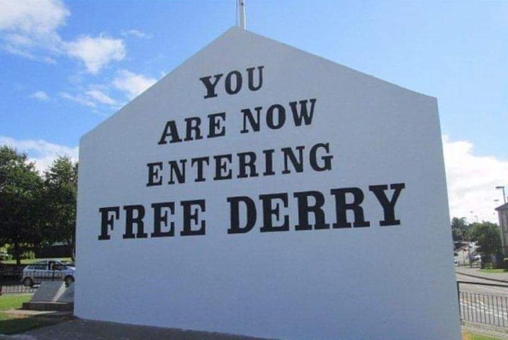 Private Guided Walking Tour in Derry City