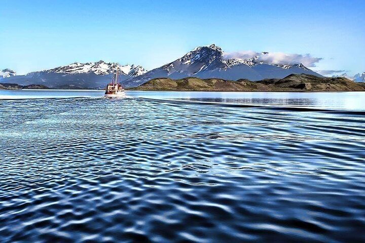 Full Day Torres del Paine Tour from Puerto Natales with Pickup