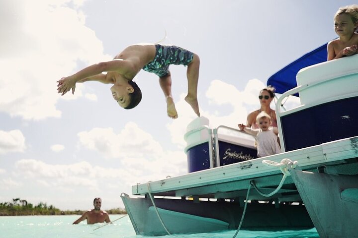 Bacalar 101- Private Tour of the Lagoon of the 7 Colors