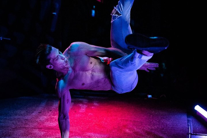 Coqtales Show The Hottest Male Show in Amsterdam Magic Mike