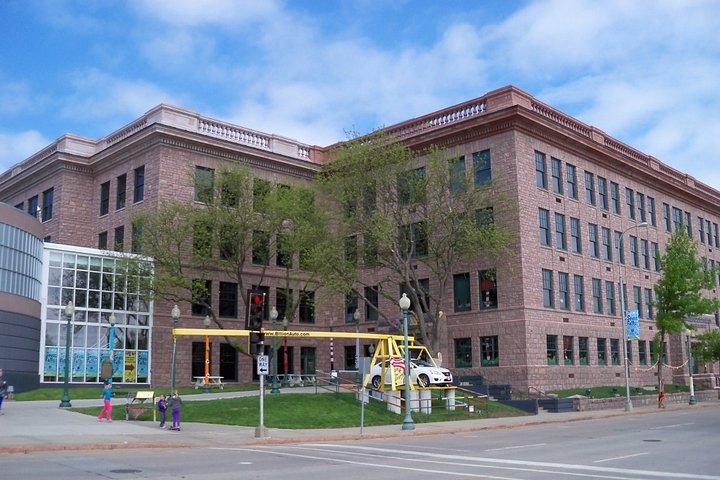 An Epic Scavenger Hunt: Rock and Roll Through Sioux Falls