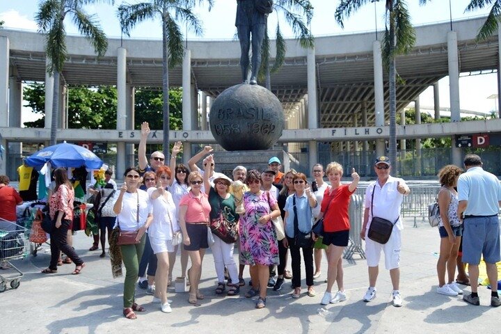 Rio's Full Day: Selarón Steps, Christ & Sugarloaf – Tickets & Lunch Included