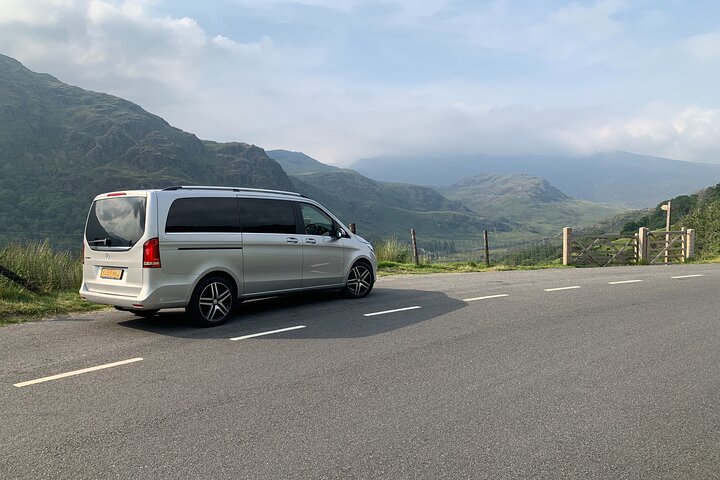 Private Luxury North Wales Tour –Snowdonia & Conwy (Door-to-Door)