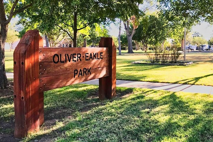 An Exciting Scavenger Hunt: Amarillo Art & Elms