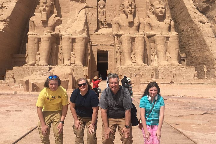 4Days Nile Cruise From Aswan To Luxor Abu Simbel and Air Balloon