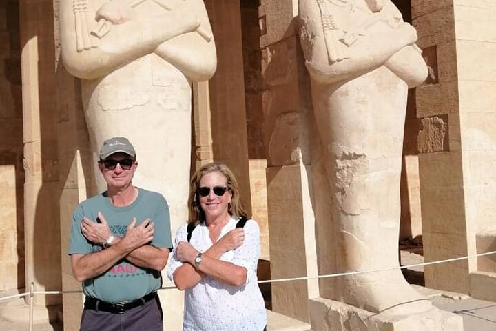 4Days Nile Cruise From Aswan To Luxor Abu Simbel and Air Balloon