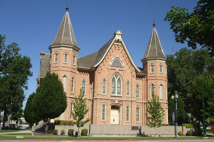 Astounding Scavenger Hunt: A Provo Peak