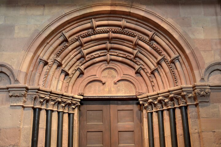 1,5 Hour Private Guided Walking Tour: Cathedral and Old Mainz
