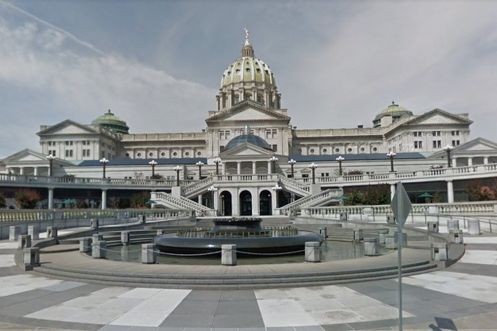 Astounding Scavenger Hunt: Capitol Reflections