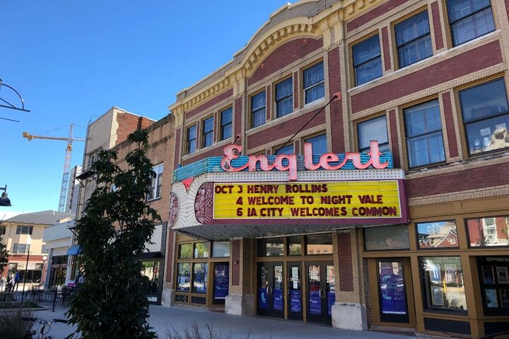 Self-Guided Iowa Scavenger Hunt: City of Literature