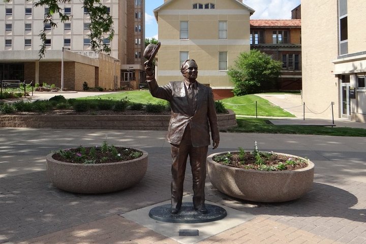 Self-Guided Iowa Scavenger Hunt: City of Literature