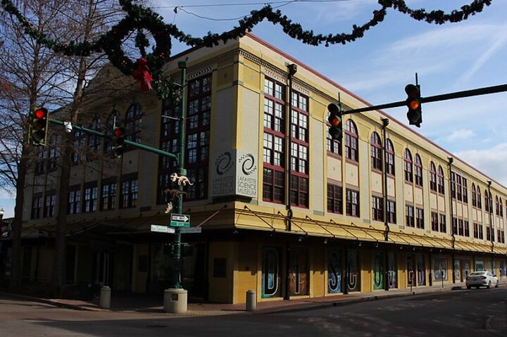 Amazing Scavenger Hunt: Lafayette In Full Bloom