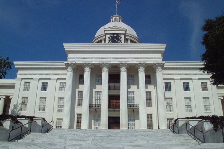Astonishing Montgomery Scavenger Hunt: History & Heroes