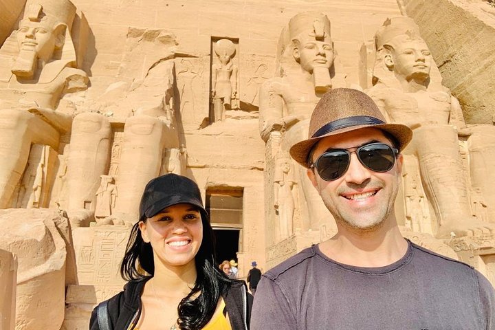 4Days Nile Cruise From Aswan To Luxor Abu Simbel and Air Balloon