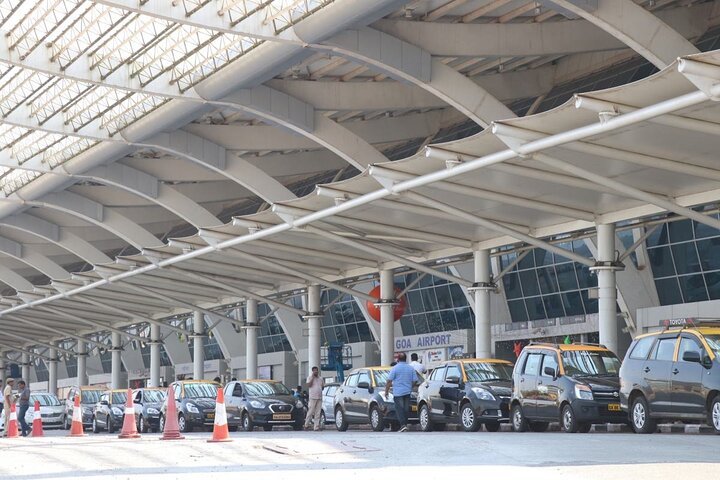 Goa hotel to Goa Airport private transfer