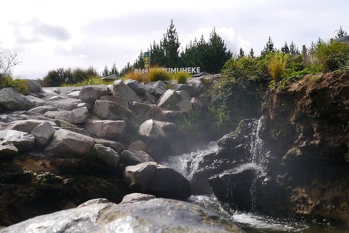 2-Hour Waikato River Guided Kayak Trip from Taupo