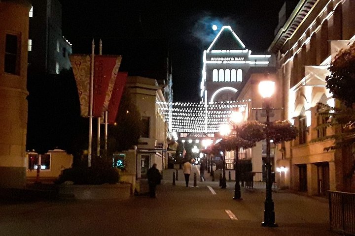 Ghostly Walking Tour in Victoria