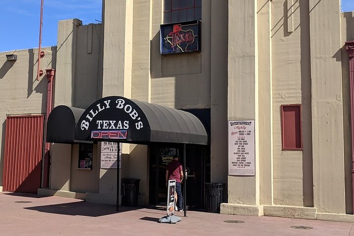 Billy Bob's Texas Honky Tonk Dinner and Photo Package