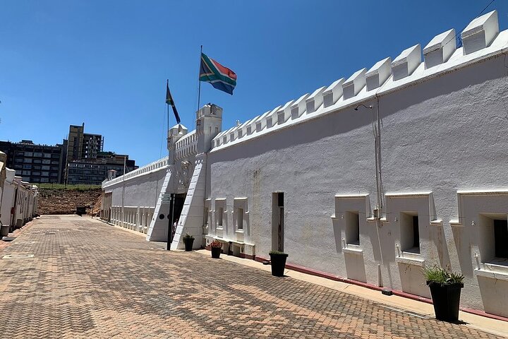 Soweto /Johannesburg and Apartheid Museum Guided Full Day Tour