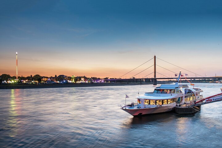 Düsseldorf 2-Hour Evening Cruise