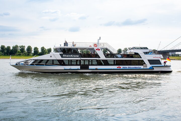 Düsseldorf Sightseeing round-trip Cruise