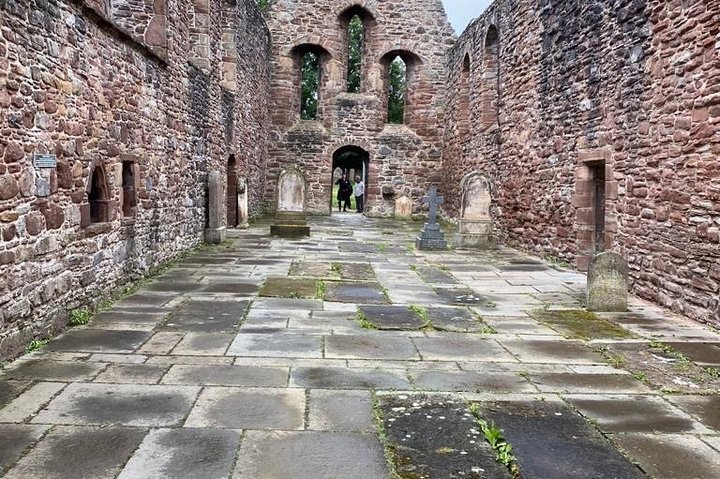 Loch Ness,cawdor castle,inverness,Culloden battlefield,& more from invergordon