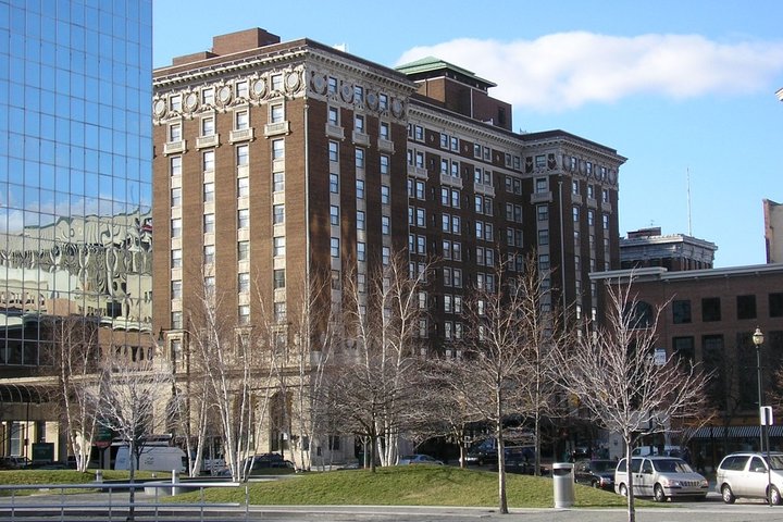 A Spectacular Scavenger Hunt: Round River City