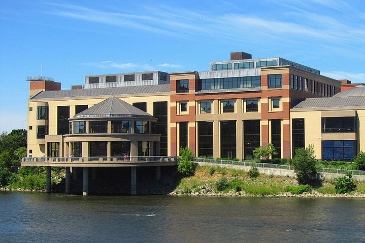 A Spectacular Scavenger Hunt: Round River City