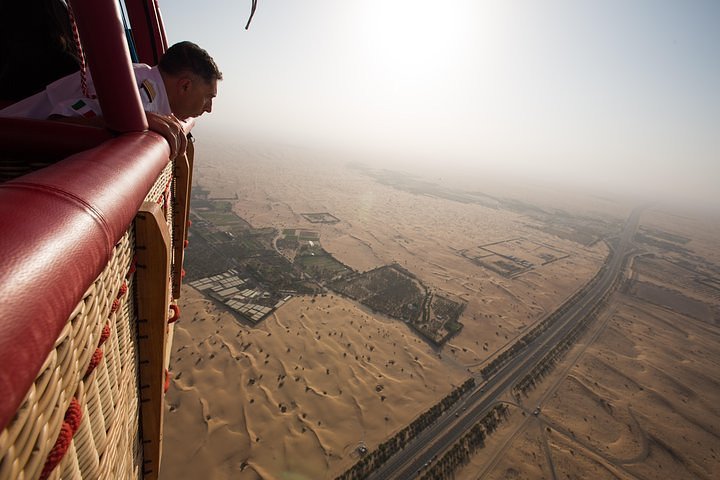 Hot Air Balloon Ride With Gourmet Breakfast and Falcon Show
