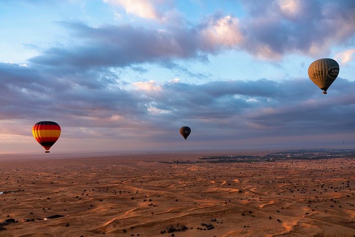 Amazing Hot Air Balloon With Beautiful Desert Sunrise View