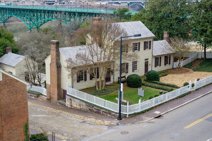 Astounding Scavenger Hunt: Knoxville's Perfect Blend