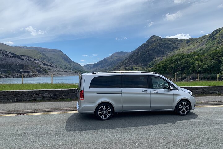 Private Luxury North Wales Tour –Snowdonia & Conwy (Door-to-Door)