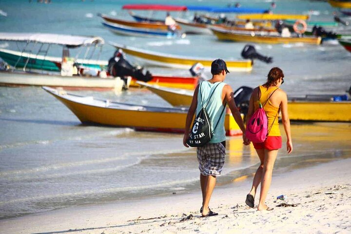 Perhentian Island Free & Easy with Snorkeling Trips 3D2N