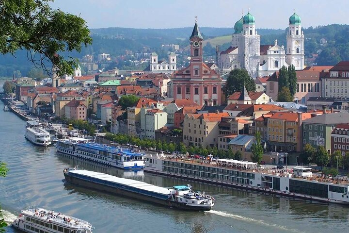 Private Day Trip to Cesky Krumlov from Passau; Includes 1,5 Hour Guided Tour