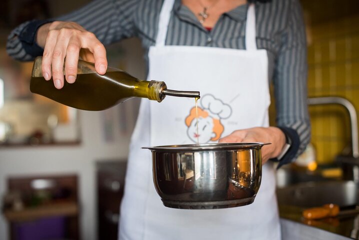 Lucca: Cook with an Italian Mamma – Pasta & Tiramisu by Cesarine