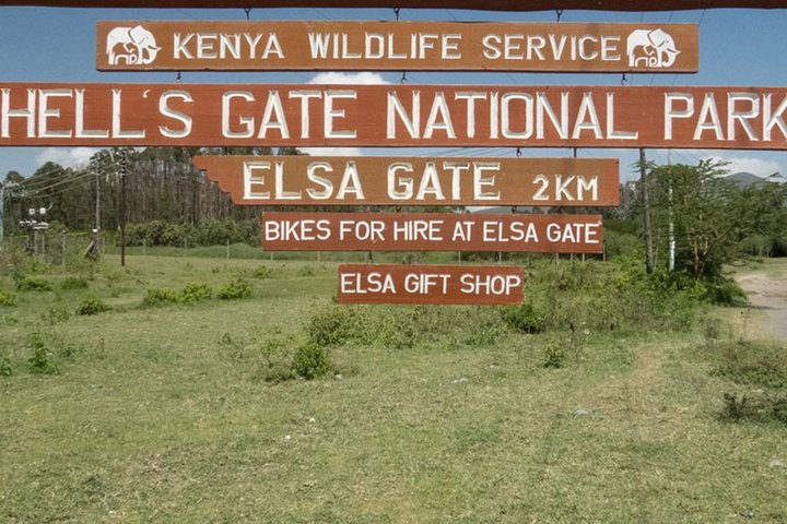 Full-Day Tour to Hell's Gate and Lake Naivasha from Nairobi