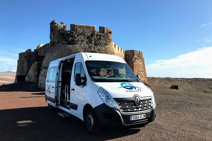 Private excursion in Lanzarote, minibus and guide available