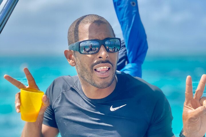 One-day boat trip to the lagoon of Guadeloupe