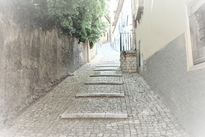 LAquila of Mysteries Private Tour