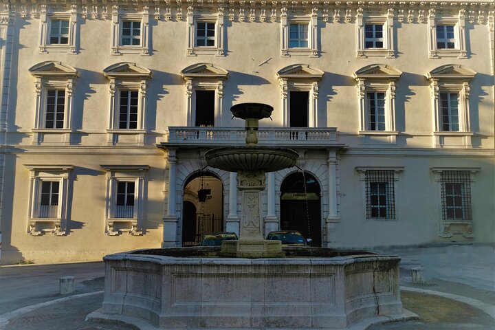 LAquila of Mysteries Private Tour