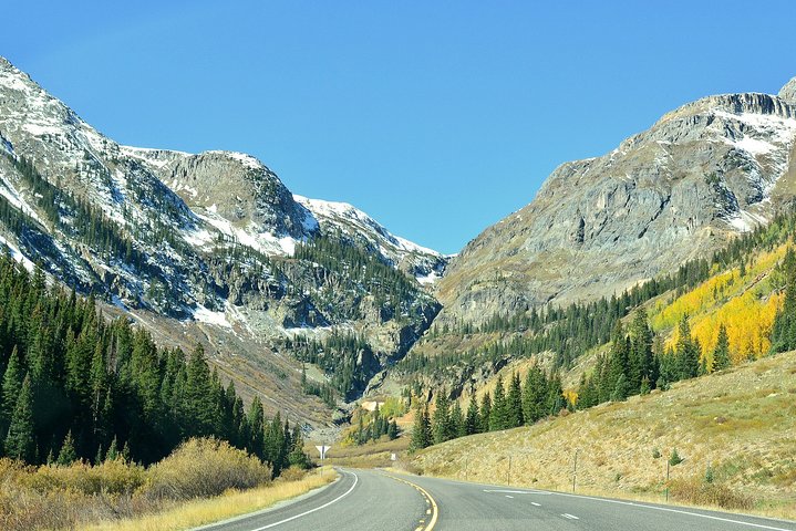 Smartphone Driving Tour between Denver & Vail / Breckenridge