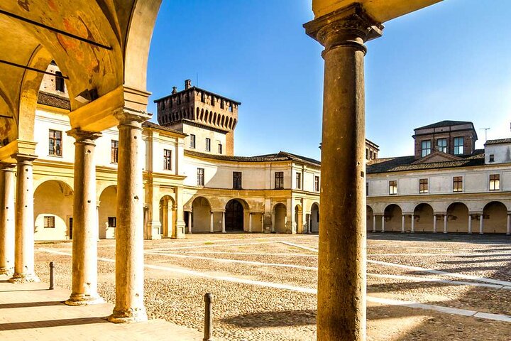 Mantua City Centre Walking Tour
