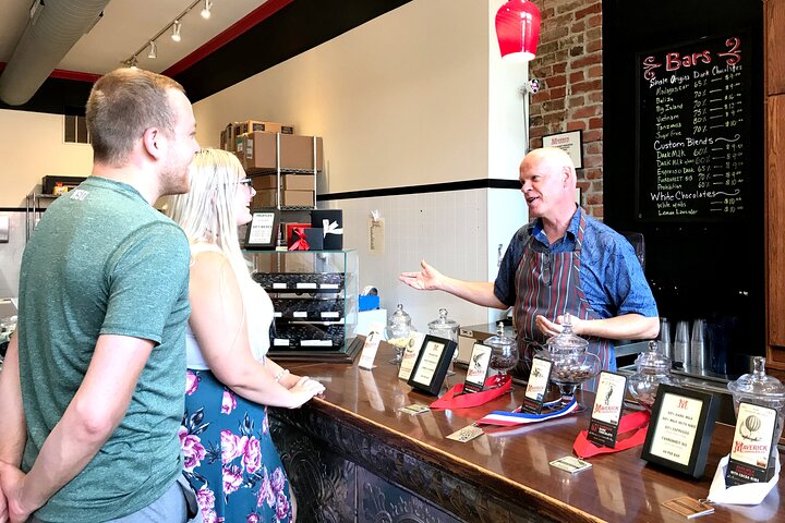 Streetcar Food Tour and Findlay Market with Riverside Food Tours