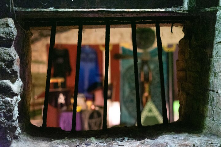 Underground Vaults Walking Tour in Edinburgh Old Town