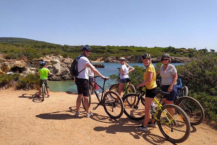 Alghero - Small Beaches Tour by E-bike more aperitif