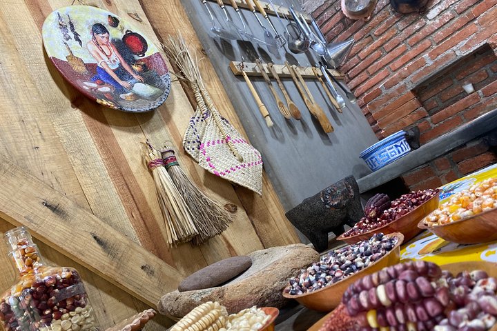 Oaxaca cooking: mole & tortilla class, market tour & mezcalitas