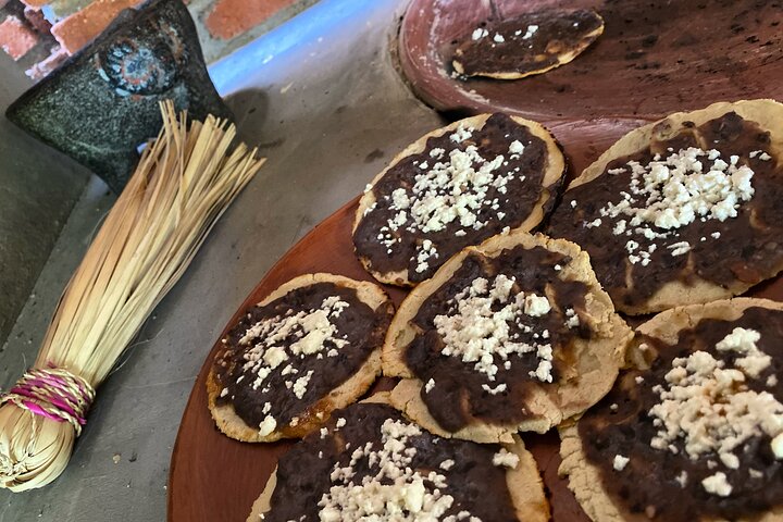 Oaxaca cooking: mole & tortilla class, market tour & mezcalitas